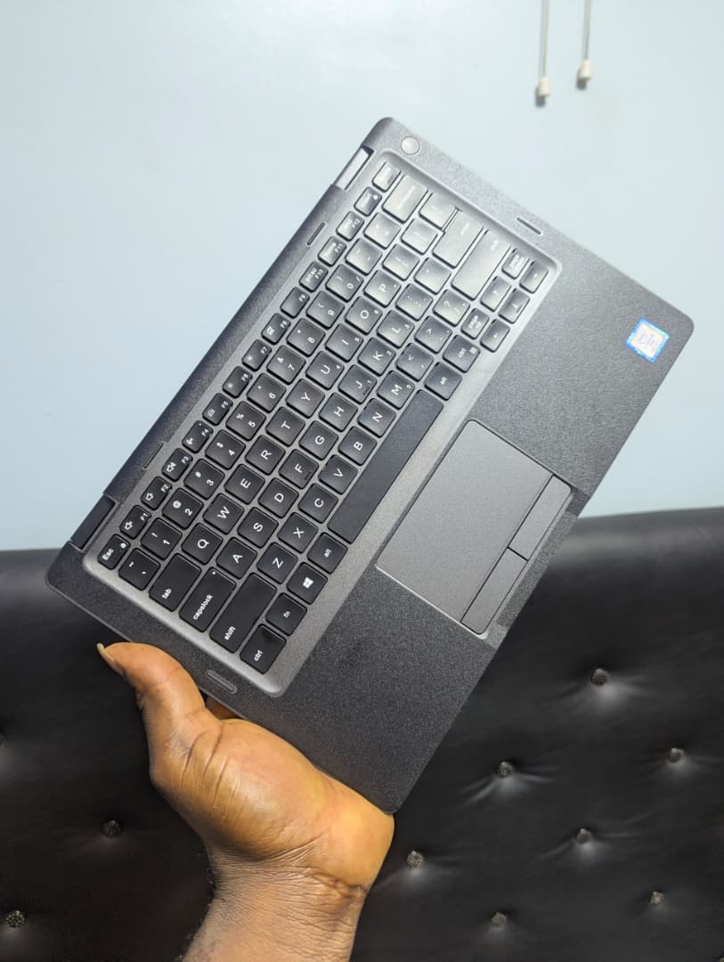 Dell 5300 4