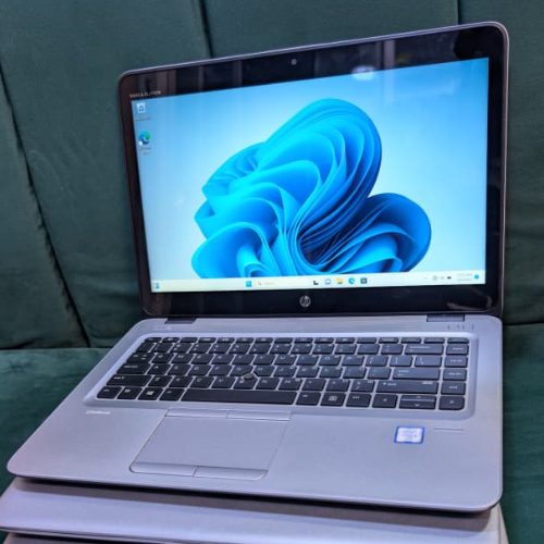 HP 830 g3