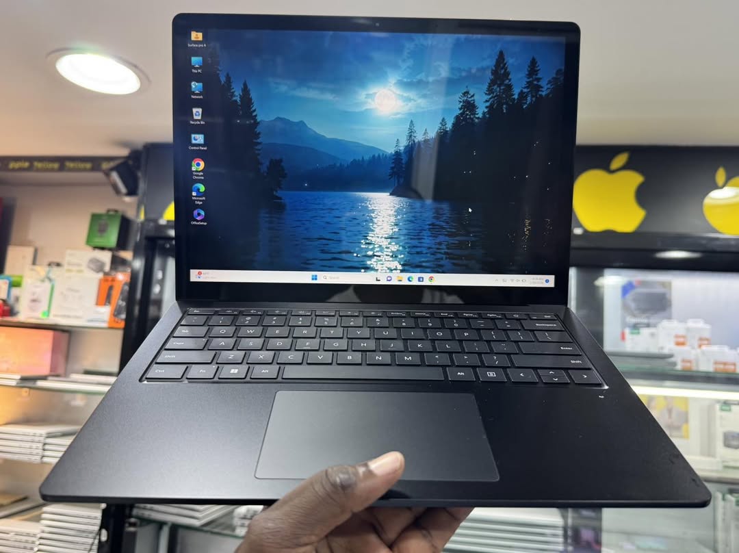 Microsoft Surface Laptop 4 W